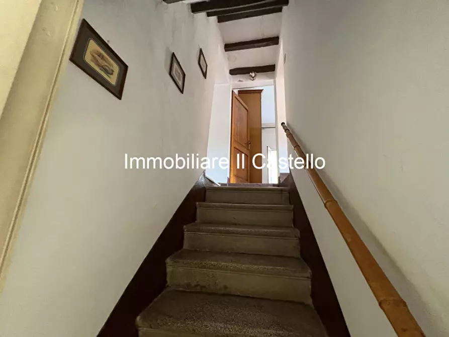 Immagine 27 di Villetta a schiera in vendita  in Piazza Molinari a Castiglione Del Lago