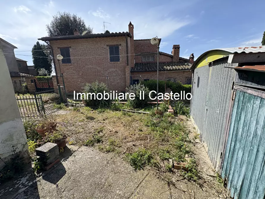 Immagine 39 di Villetta a schiera in vendita  in Piazza Molinari a Castiglione Del Lago