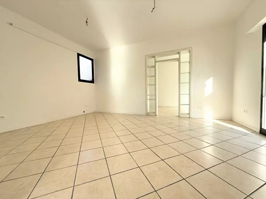 Immagine 7 di Ufficio in vendita  in Viale Fiume n.9 a Vicenza