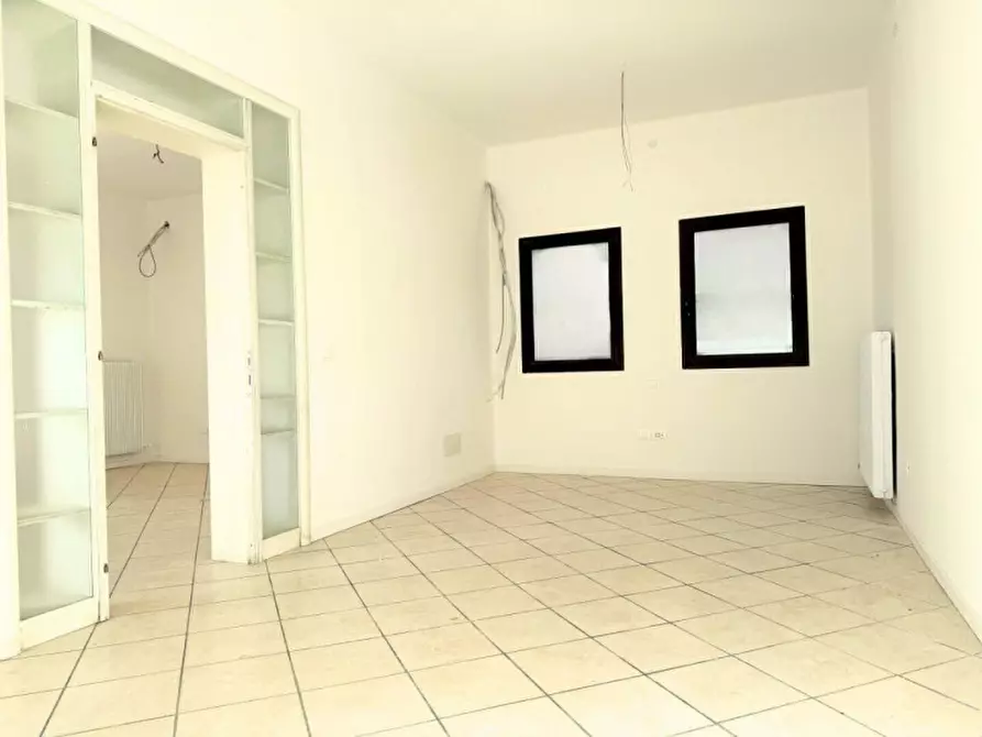 Immagine 8 di Ufficio in vendita  in Viale Fiume n.9 a Vicenza