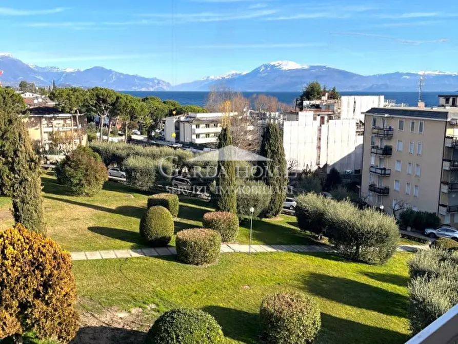 Immagine 32 di Appartamento in vendita  in Lungolago Cesare Battisti a Desenzano Del Garda