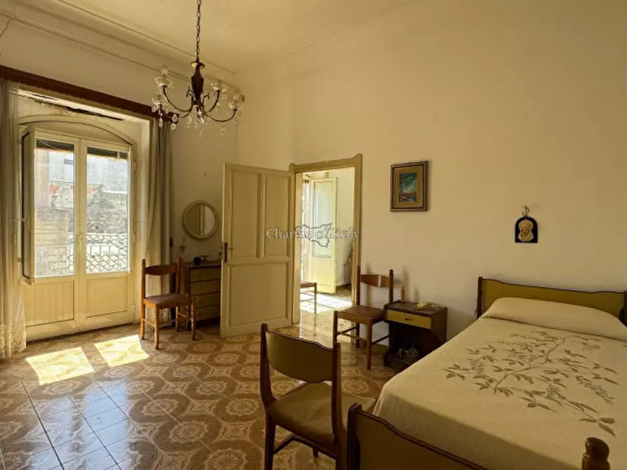 Immagine 17 di Casa indipendente in vendita  a Modica