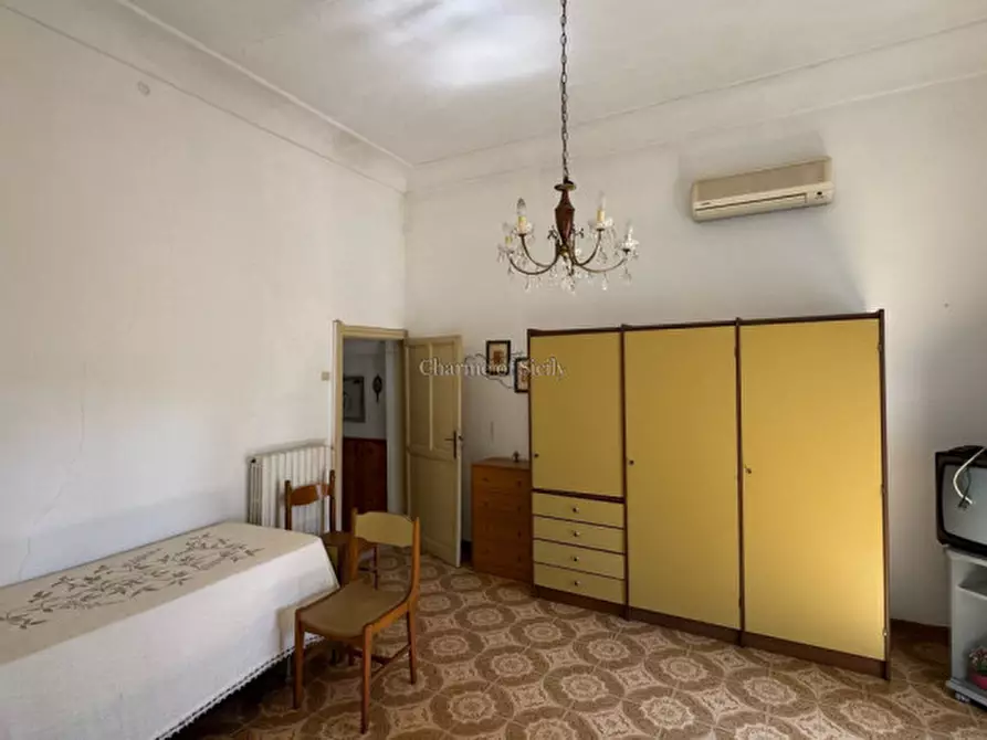 Immagine 19 di Casa indipendente in vendita  a Modica