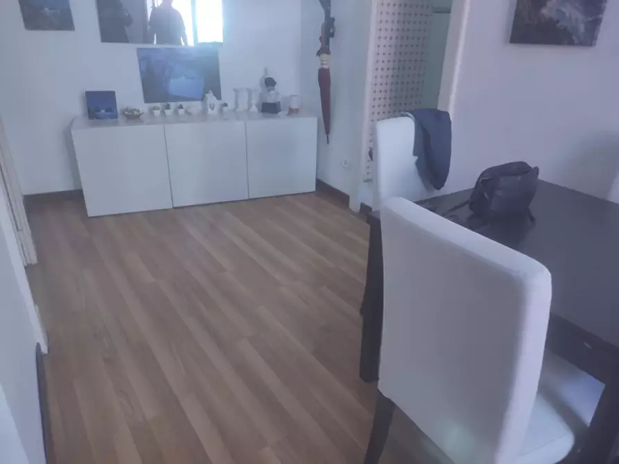 Immagine 9 di Appartamento in affitto  in gradoni di chiaia 67 a Napoli