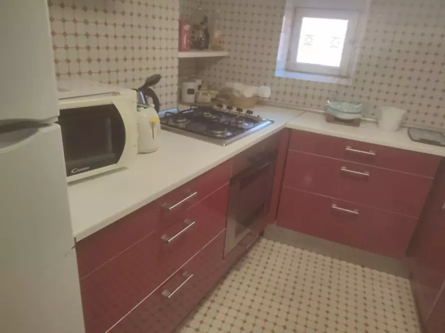 Immagine 17 di Appartamento in affitto  in gradoni di chiaia 67 a Napoli