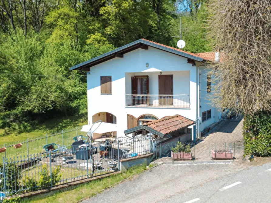 Immagine 1 di Casa bifamiliare in vendita  in FRAZIONE MOLINO 2 a Guardabosone