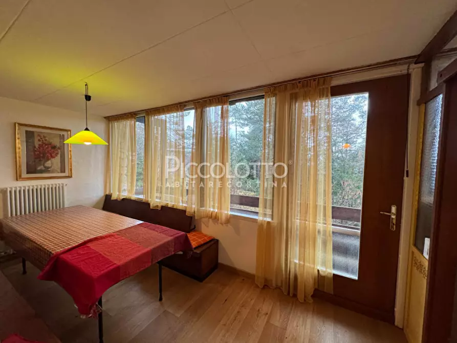 Immagine 5 di Villa in vendita  in via Ravenna a Borca Di Cadore