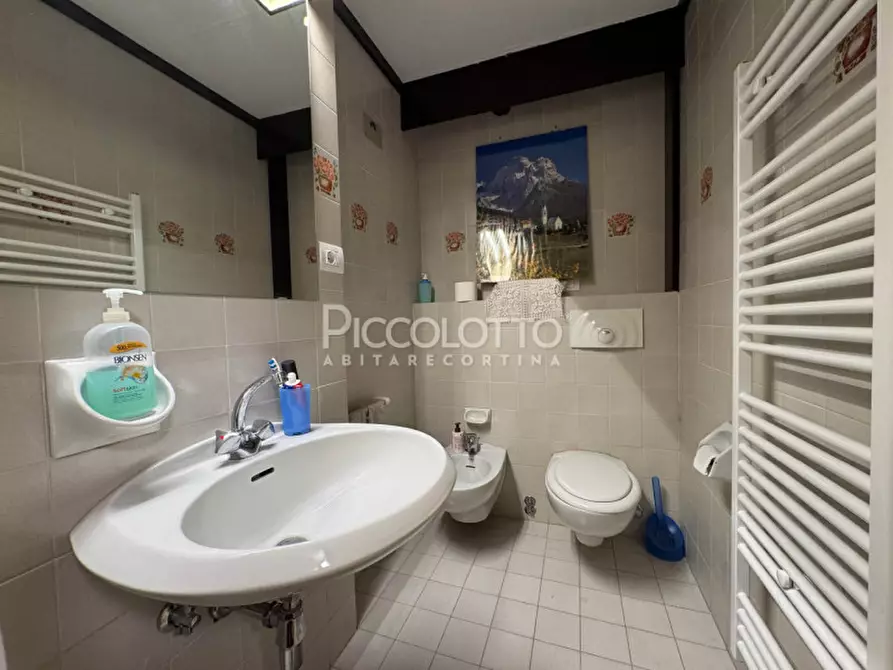 Immagine 7 di Villa in vendita  in via Ravenna a Borca Di Cadore