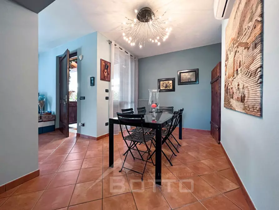 Immagine 3 di Villetta a schiera in vendita  in Via Antonio de Curtis 20 a Serravalle Sesia