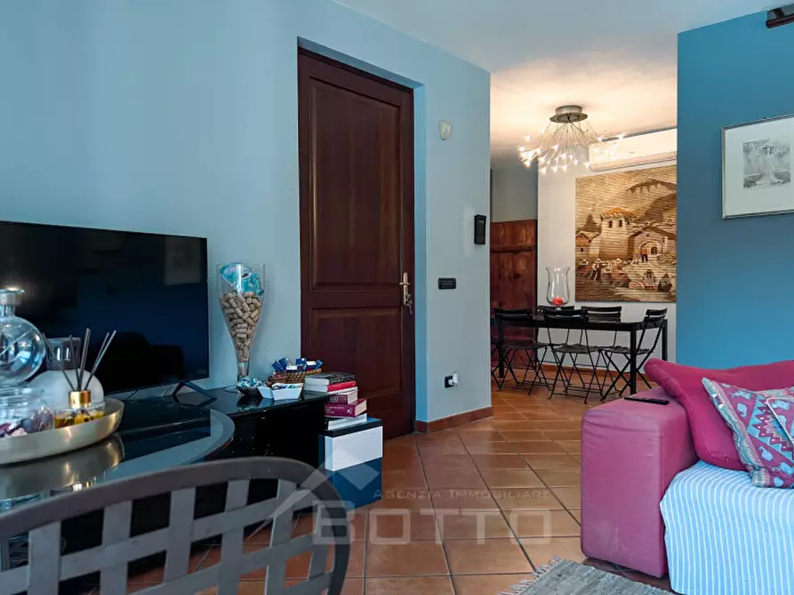 Immagine 19 di Villetta a schiera in vendita  in Via Antonio de Curtis 20 a Serravalle Sesia