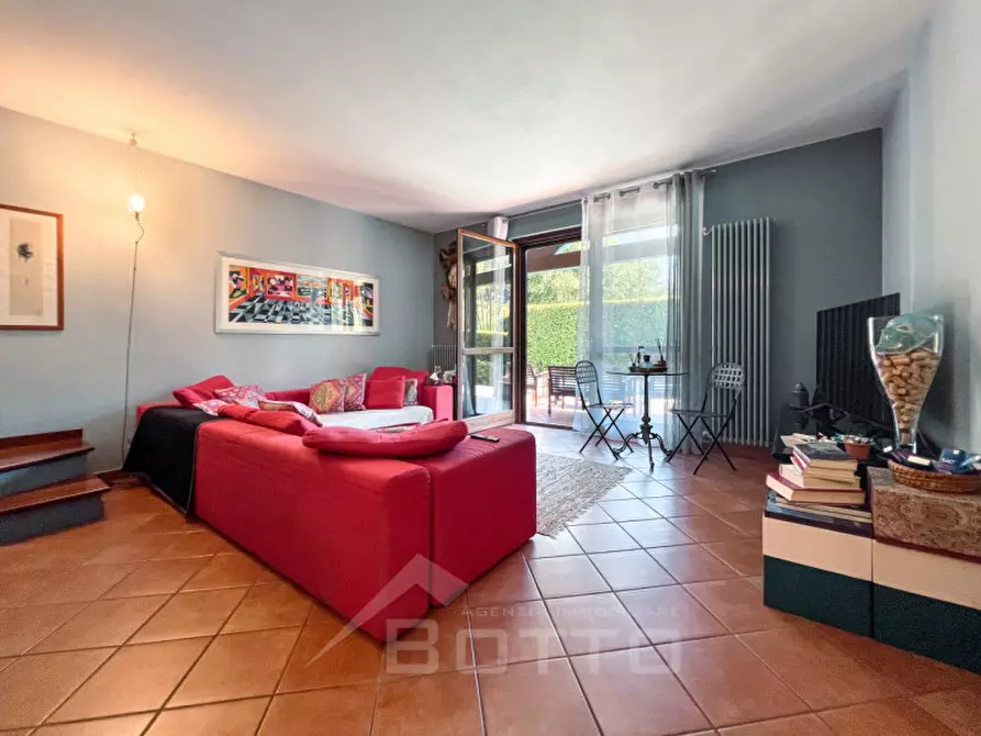 Immagine 20 di Villetta a schiera in vendita  in Via Antonio de Curtis 20 a Serravalle Sesia