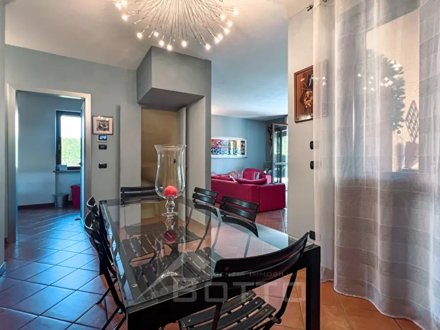 Immagine 23 di Villetta a schiera in vendita  in Via Antonio de Curtis 20 a Serravalle Sesia