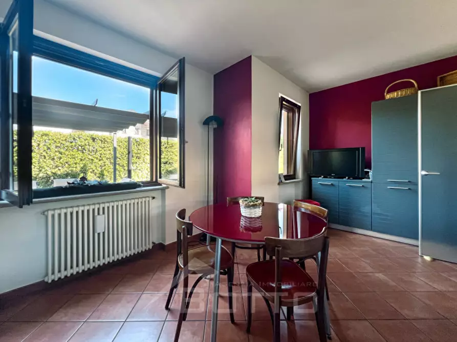 Immagine 26 di Villetta a schiera in vendita  in Via Antonio de Curtis 20 a Serravalle Sesia