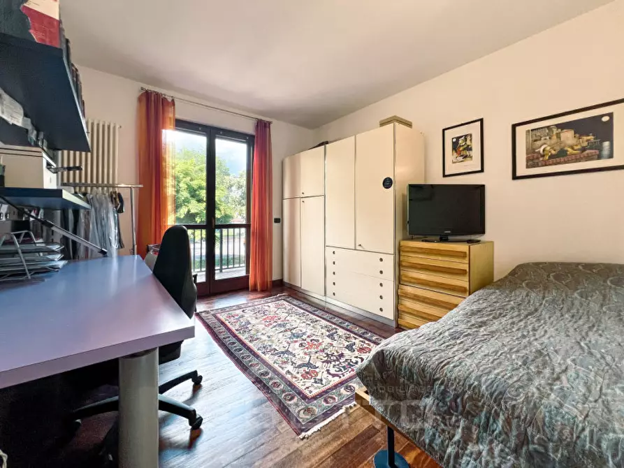 Immagine 30 di Villetta a schiera in vendita  in Via Antonio de Curtis 20 a Serravalle Sesia