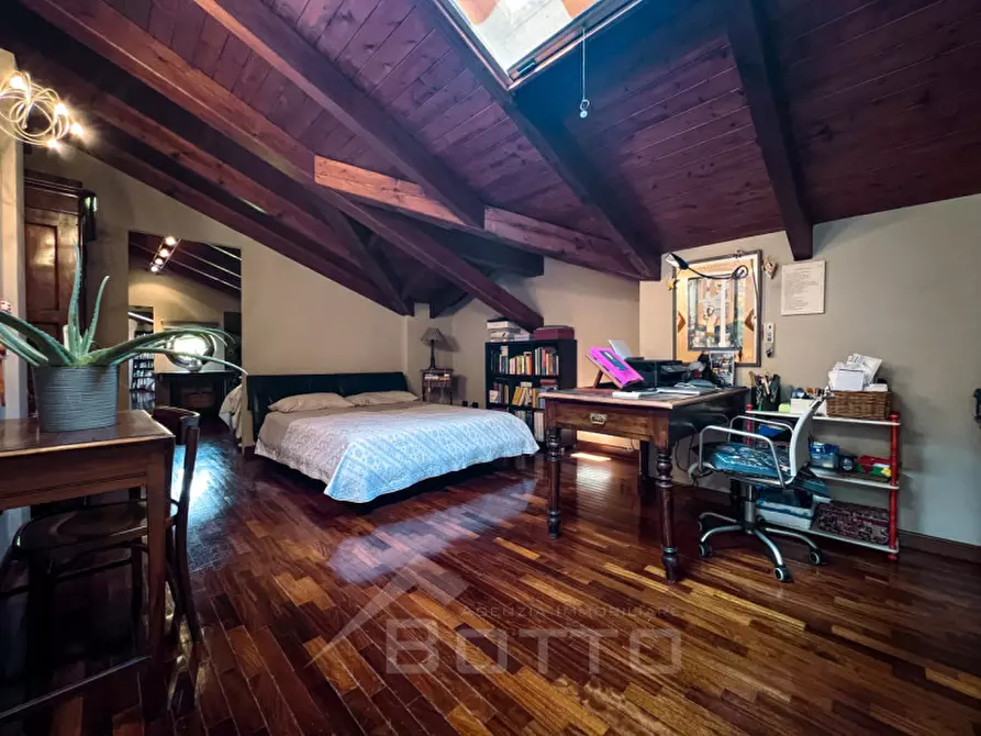 Immagine 37 di Villetta a schiera in vendita  in Via Antonio de Curtis 20 a Serravalle Sesia