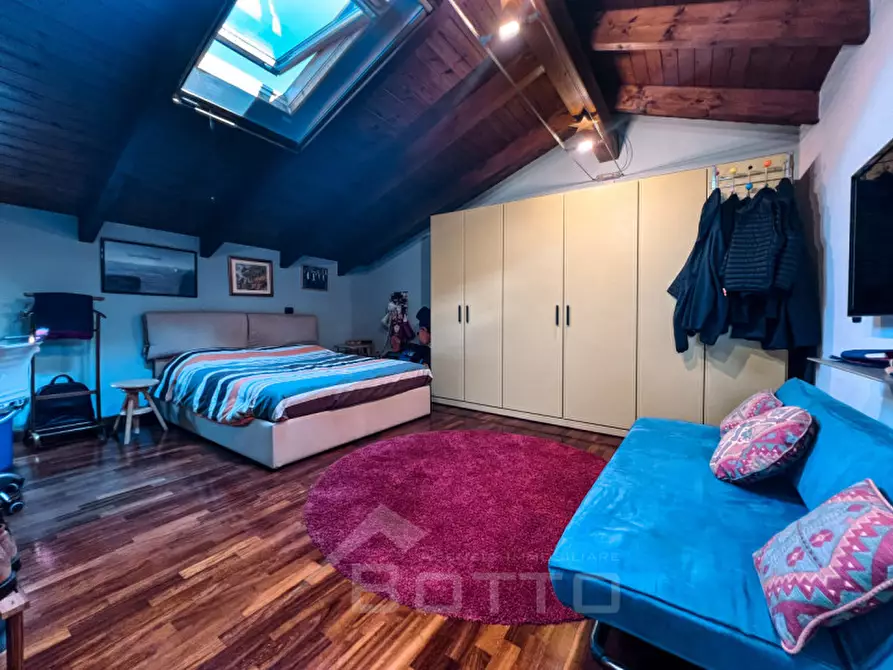 Immagine 42 di Villetta a schiera in vendita  in Via Antonio de Curtis 20 a Serravalle Sesia