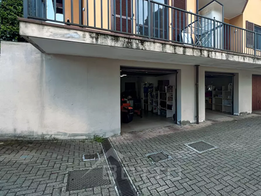Immagine 46 di Villetta a schiera in vendita  in Via Antonio de Curtis 20 a Serravalle Sesia