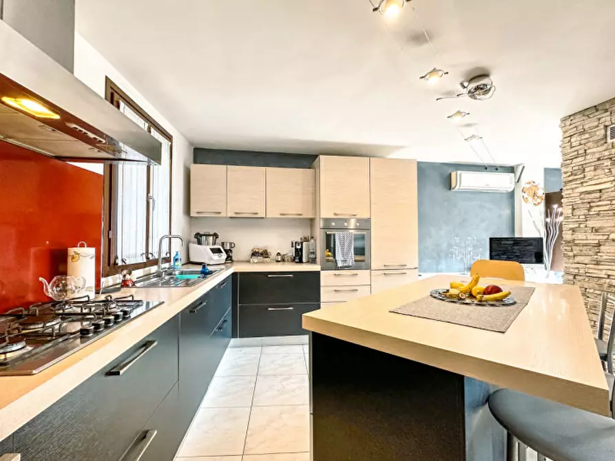 Immagine 3 di Villetta a schiera in vendita  in FRAZIONE CAREGA 33 a Cellio Con Breia