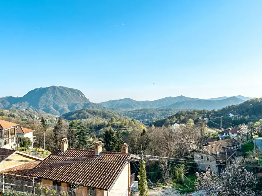 Immagine 25 di Villetta a schiera in vendita  in FRAZIONE CAREGA 33 a Cellio Con Breia