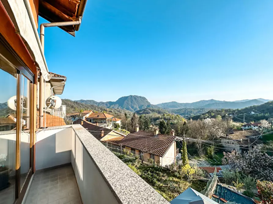 Immagine 31 di Villetta a schiera in vendita  in FRAZIONE CAREGA 33 a Cellio Con Breia