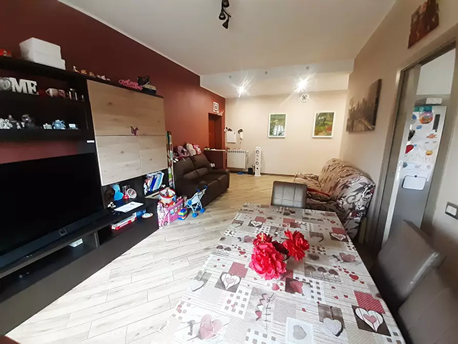 Immagine 4 di Appartamento in vendita  in Via Vincenza Messina a Ciampino