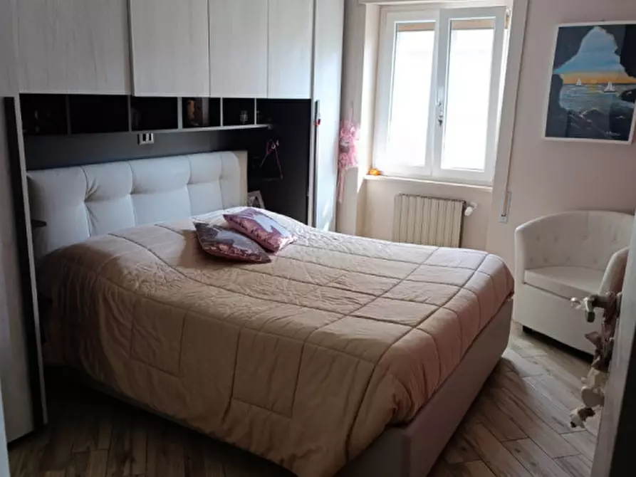 Immagine 14 di Appartamento in vendita  in Via Vincenza Messina a Ciampino