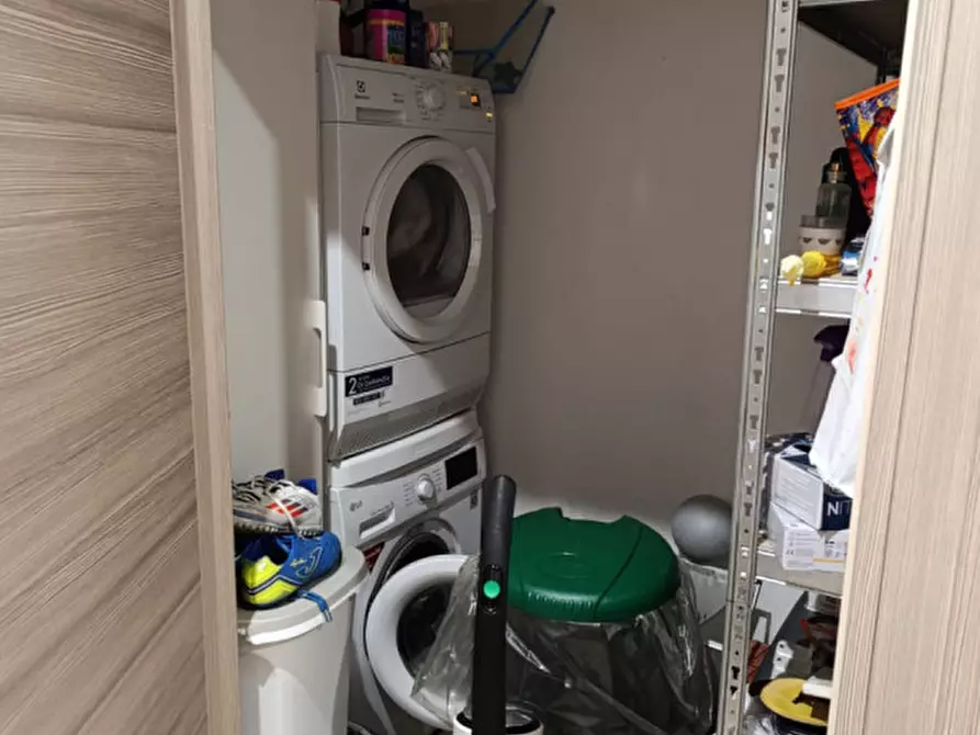 Immagine 20 di Appartamento in vendita  in Via Vincenza Messina a Ciampino