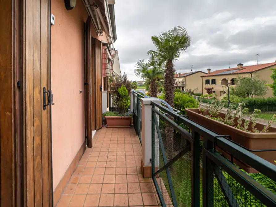 Immagine 5 di Appartamento in vendita  in Via Fratelli Cervi a Campagna Lupia