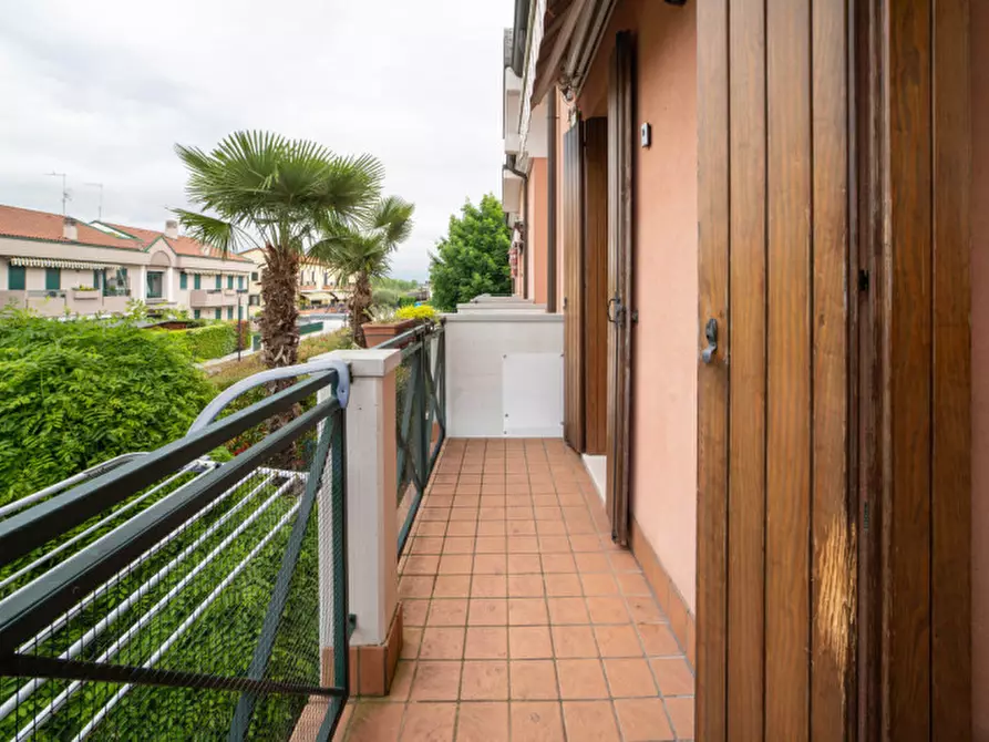 Immagine 6 di Appartamento in vendita  in Via Fratelli Cervi a Campagna Lupia