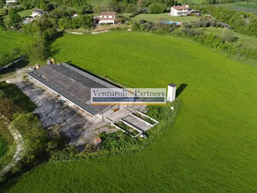 Immagine 12 di Terreno in vendita  in via valsorda a Lonato del Garda