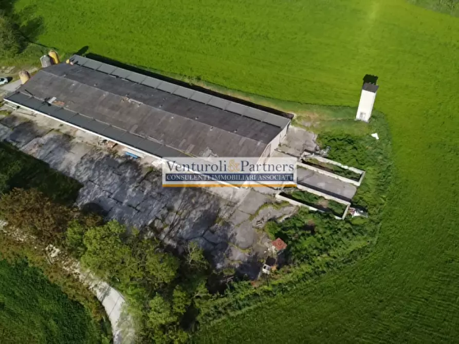 Immagine 13 di Terreno in vendita  in via valsorda a Lonato del Garda