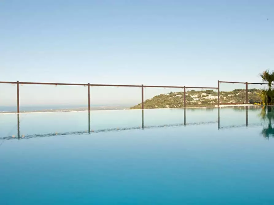 Immagine 23 di Villa in vendita  in YRA a Fasano