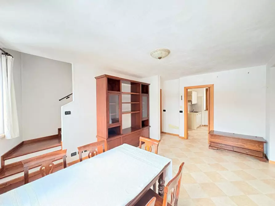 Immagine 2 di Casa bifamiliare in vendita  in Via Verona a Ossana