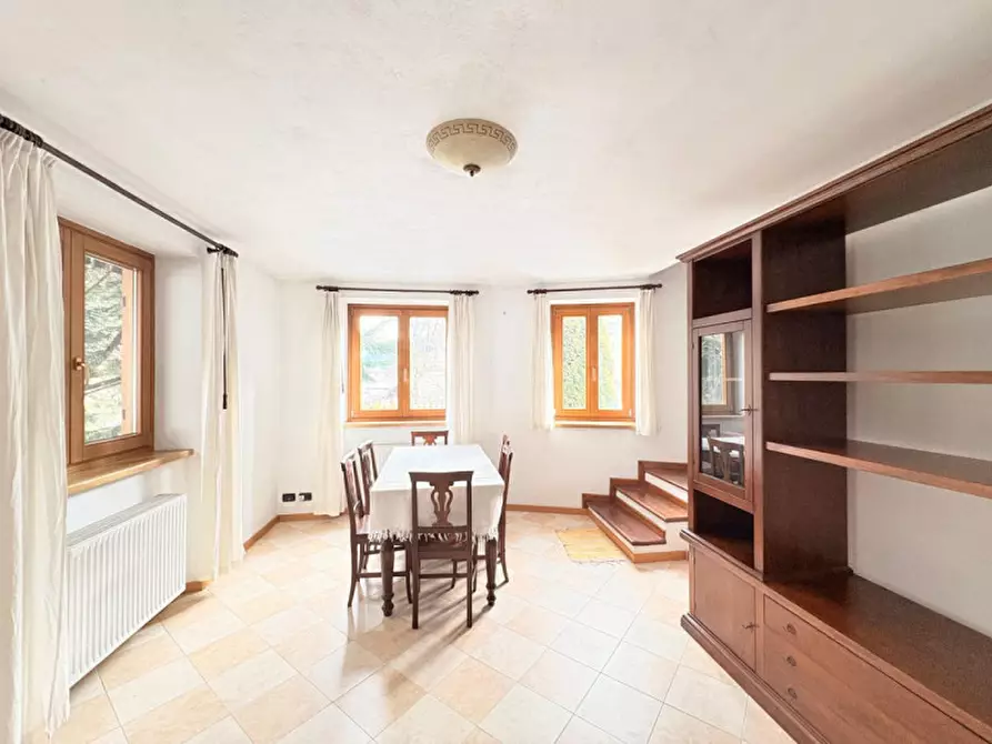 Immagine 3 di Casa bifamiliare in vendita  in Via Verona a Ossana