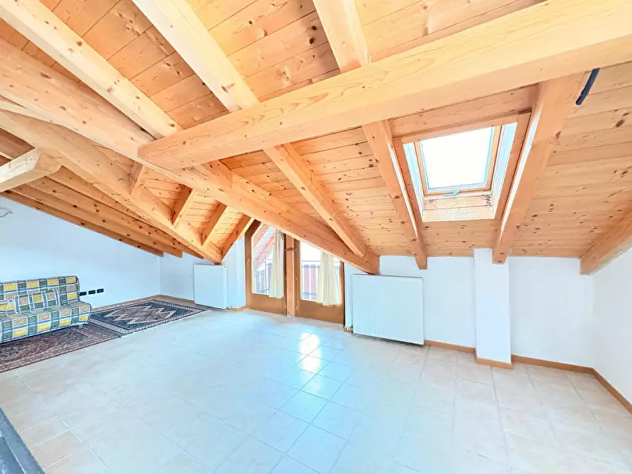 Immagine 26 di Casa bifamiliare in vendita  in Via Verona a Ossana