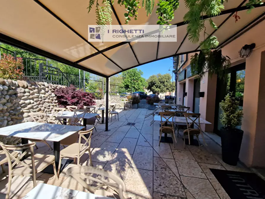 Immagine 12 di Negozio in vendita  in Via Puglie a Verona