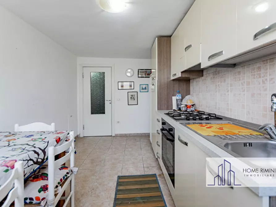 Immagine 5 di Appartamento in vendita  a Rimini
