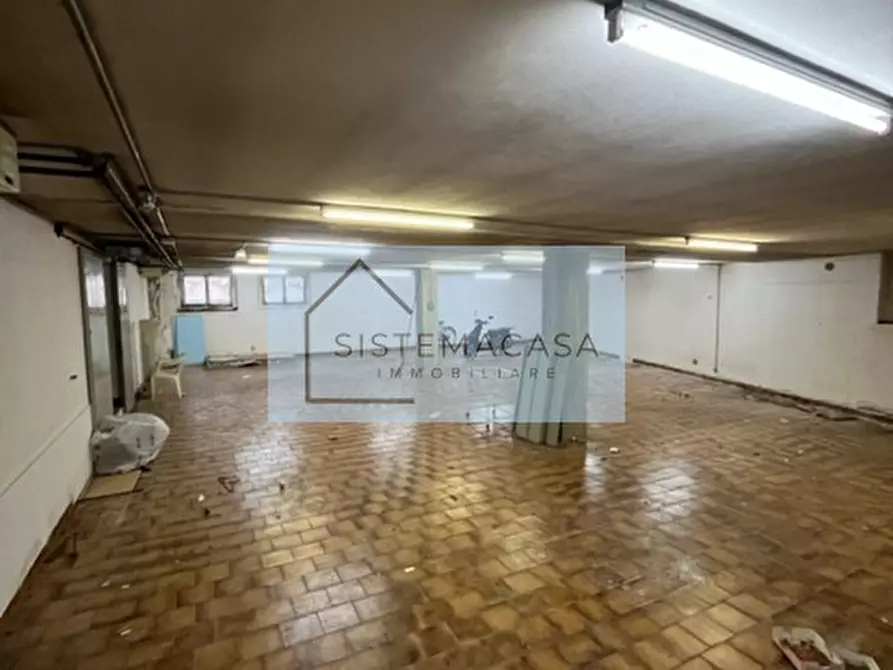 Immagine 3 di Magazzino in vendita  in Via Flavio Biondo a Castrocaro Terme E Terra Del Sole