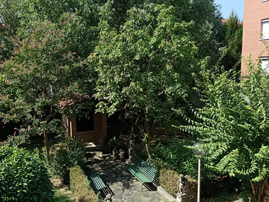 Immagine 15 di Appartamento in vendita  in Via Indipendenza a Sassuolo