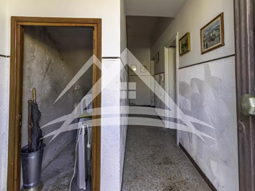 Immagine 5 di Palazzo in vendita  in via tucconi 12 a Sassari