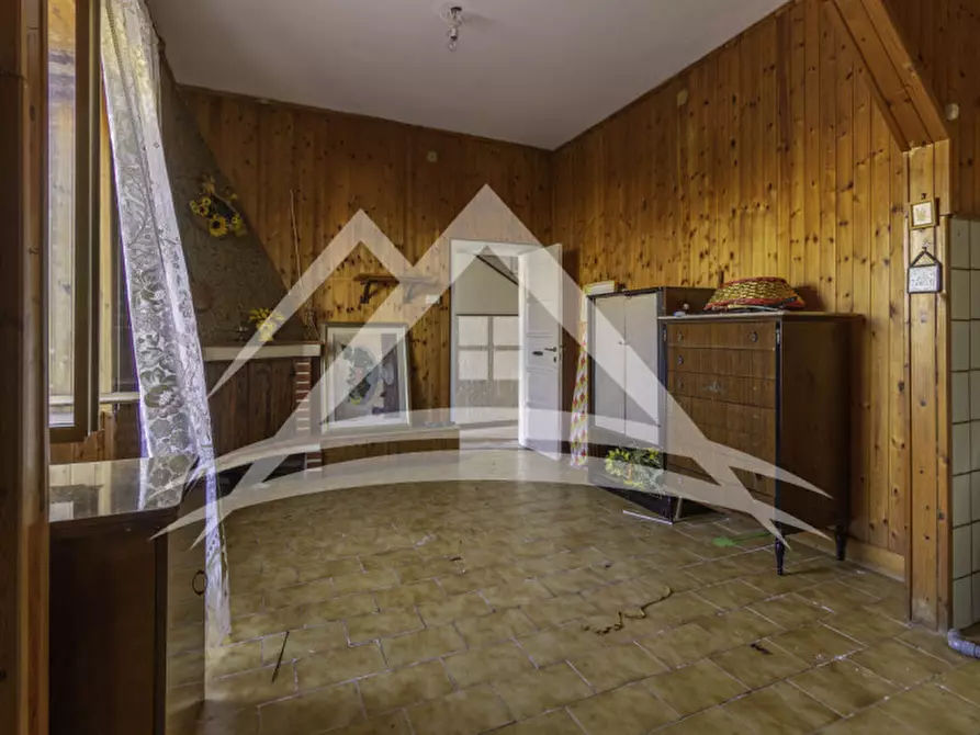 Immagine 8 di Palazzo in vendita  in via tucconi 12 a Sassari