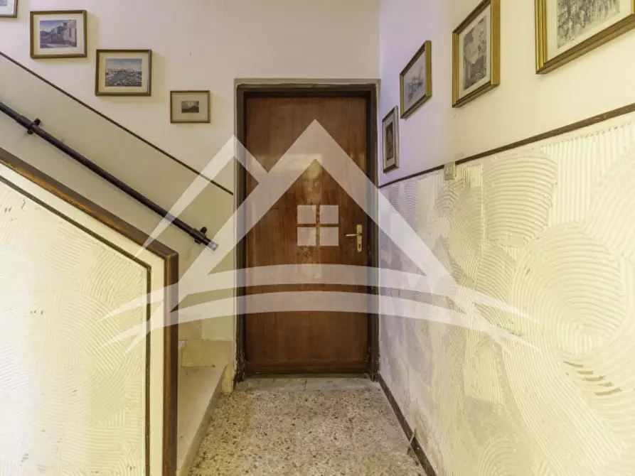 Immagine 15 di Palazzo in vendita  in via tucconi 12 a Sassari