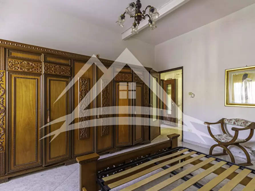 Immagine 19 di Palazzo in vendita  in via tucconi 12 a Sassari