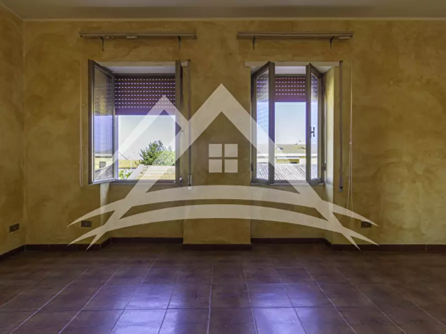 Immagine 25 di Palazzo in vendita  in via tucconi 12 a Sassari