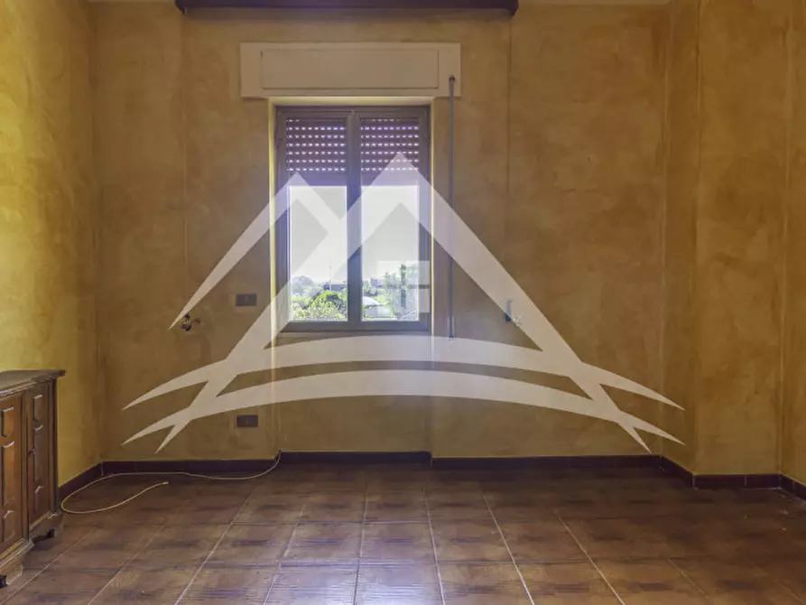 Immagine 29 di Palazzo in vendita  in via tucconi 12 a Sassari