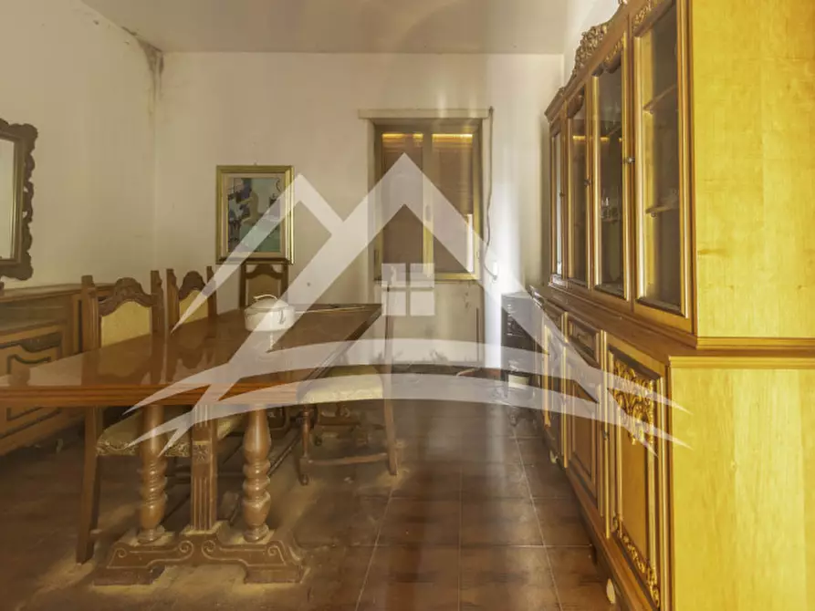 Immagine 33 di Palazzo in vendita  in via tucconi 12 a Sassari