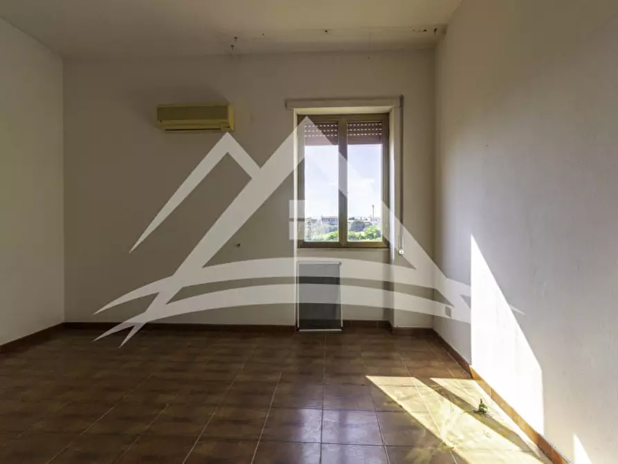 Immagine 35 di Palazzo in vendita  in via tucconi 12 a Sassari