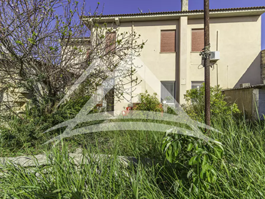 Immagine 40 di Palazzo in vendita  in via tucconi 12 a Sassari