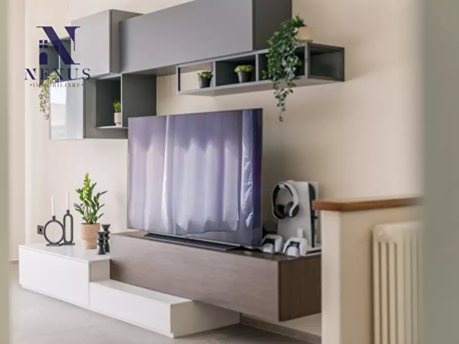 Immagine 4 di Appartamento in vendita  a Fano