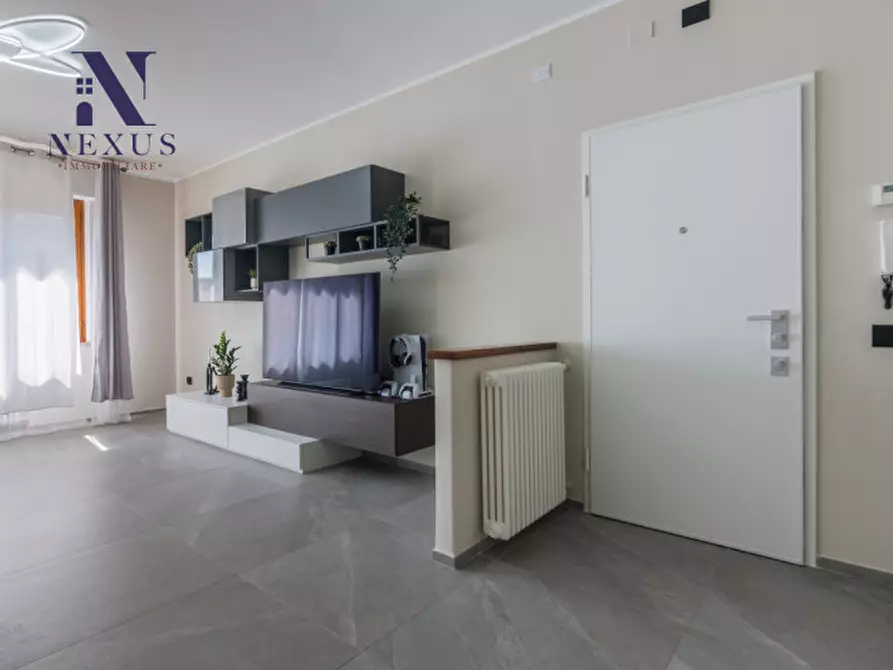 Immagine 12 di Appartamento in vendita  a Fano